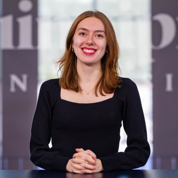 Headshot of Lia Mercure