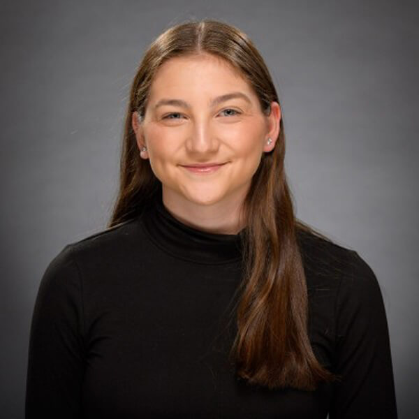 Headshot of Sara Leduc